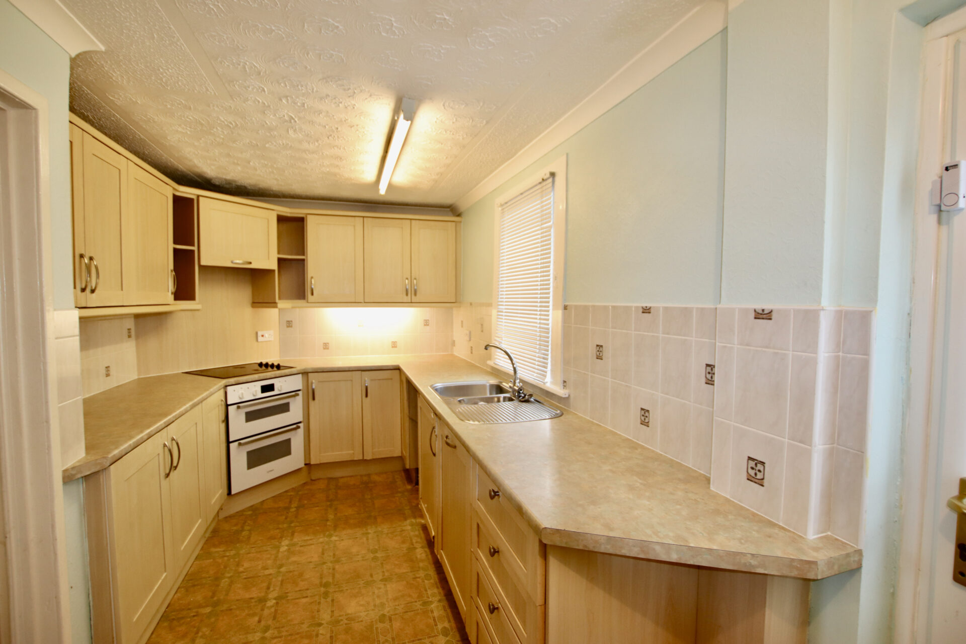 Laggan Road, Airdrie, ML6 Abode Estate Agency