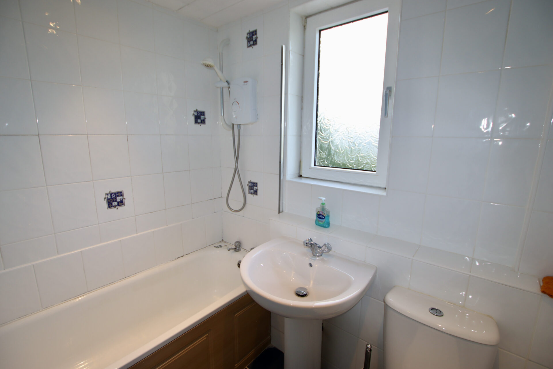 Laggan Road, Airdrie, ML6 Abode Estate Agency