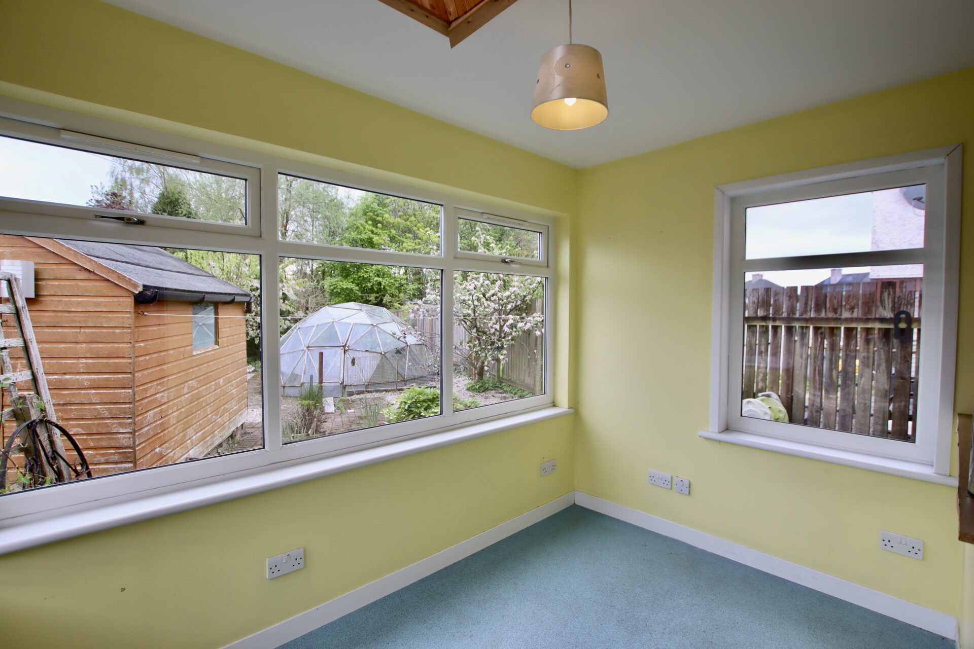 Laughland Drive, Newarthill, Motherwell, ML1 Abode Estate Agency